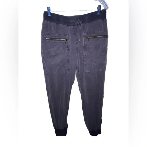 Young Fabulous & Broke Dark Gray Tapered Leg Ribbed Ankle Ozzy Joggers Size M - Picture 1 of 5